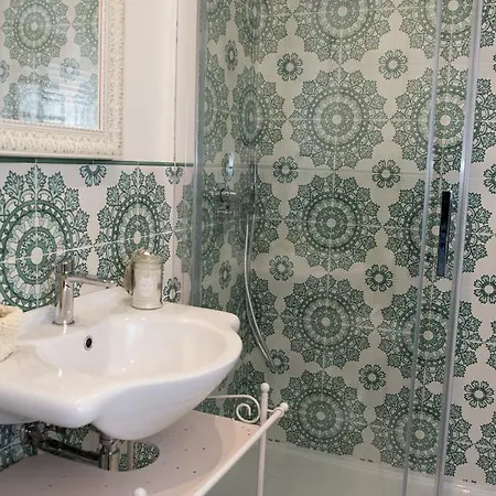 Passion Bed and breakfast 4*